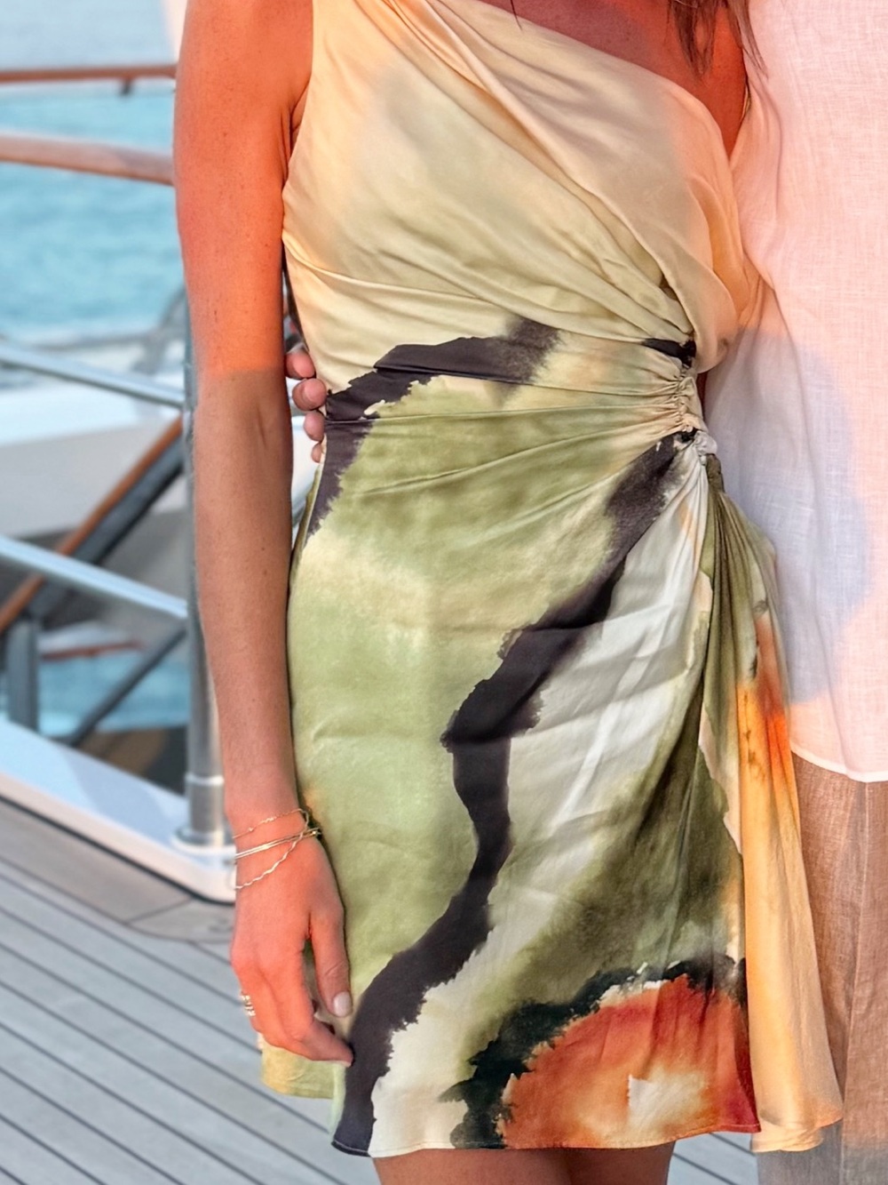 One-Shoulder Abstract Watercolor Mini Dress in Green